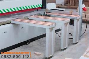 Bàn ra phôi cho máy cắt ván công nghiệp 2 lưỡi