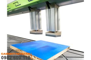Ben kẹp phôi máy khoan ngang laser