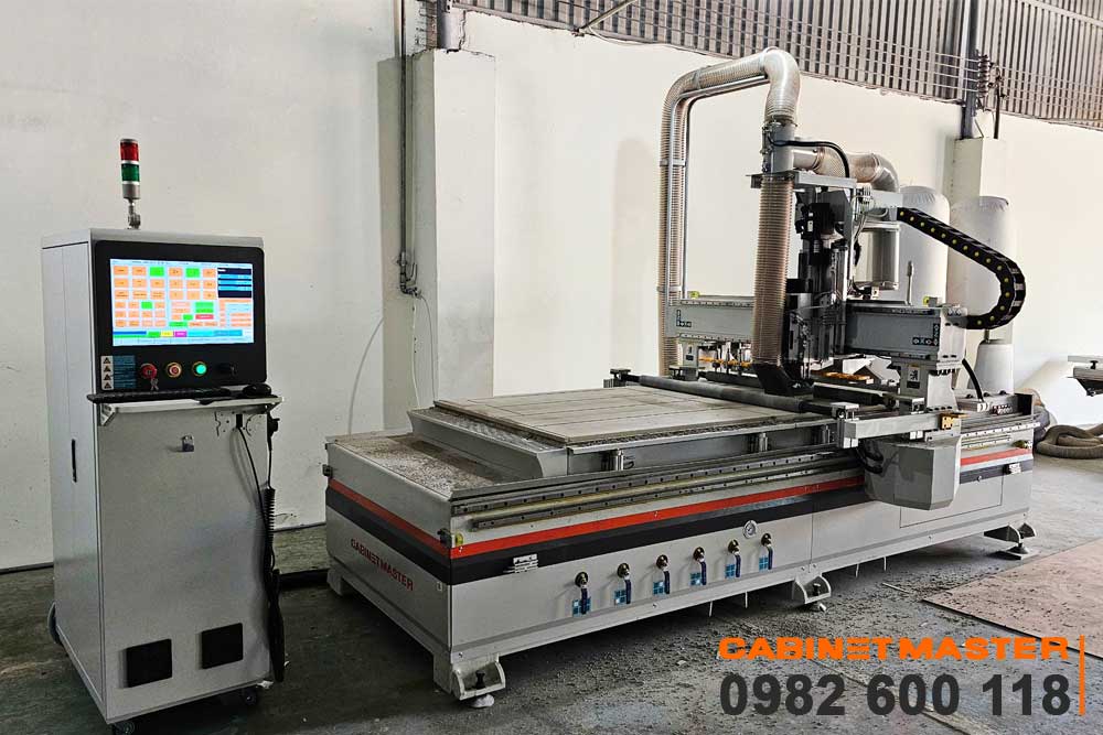 Máy CNC 1 đầu thay dao tự động