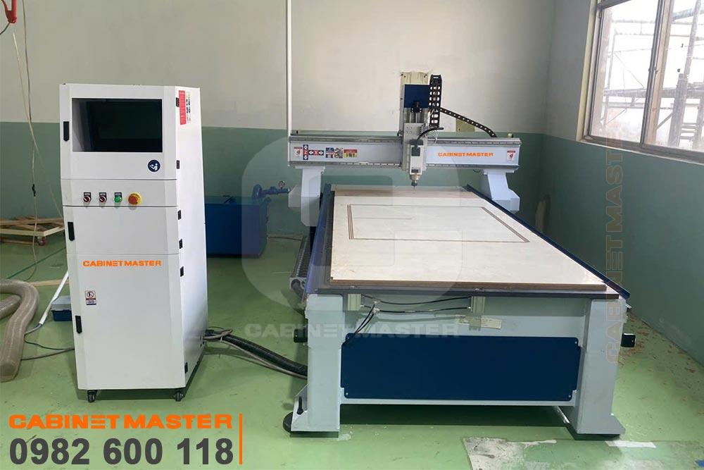 Máy CNC 1 đầu
