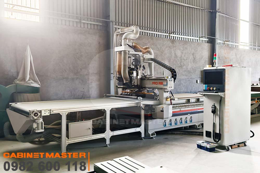 Máy CNC nesting thay dao có cụm khoan