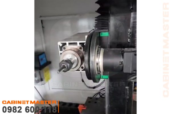 Trục gia công