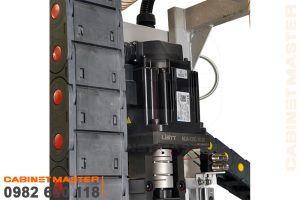 Servo trục z