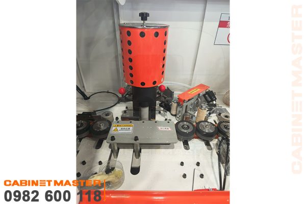Nồi keo trên Máy dán cạnh lam gỗ bản rộng nhỏ nhất 9mm