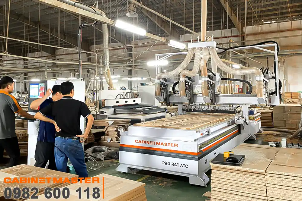 Máy cnc router 4 đầu độc lập 2 bàn