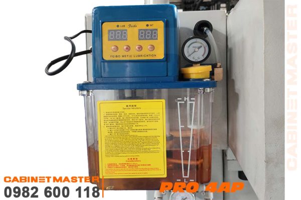 bình bơm dầu bôi trơn tự động máy cnc gỗ 4 đầu