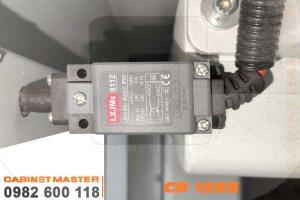 công tắc an toàn của khu vực gia công bình máy khoan 6 mặt CNC 2 chùm khoan cao tốc