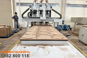 Sản phẩm máy cnc 3 đầu 2 bàn độc lập thay dao tự động
