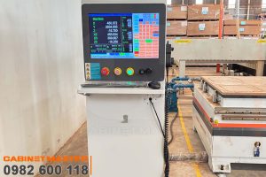 Tủ điều khiển máy cnc 3 đầu 2 bàn độc lập thay dao tự động
