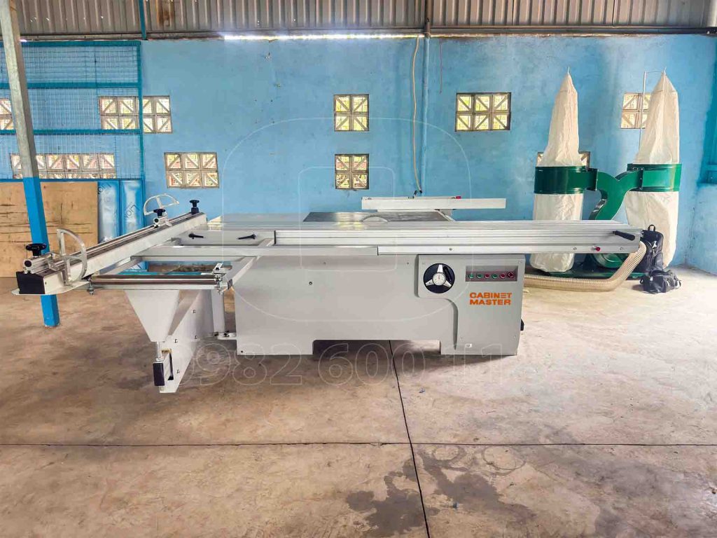 Máy cưa bàn trượt CABINETMASTER Model ECO 30EC