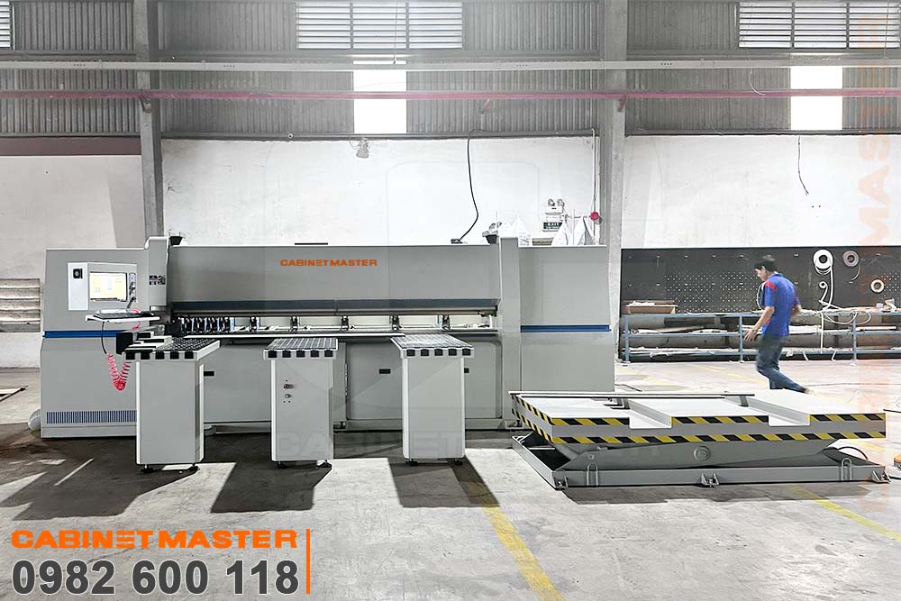 Máy cắt ván hàng loạt panel saw Cabinetmaster