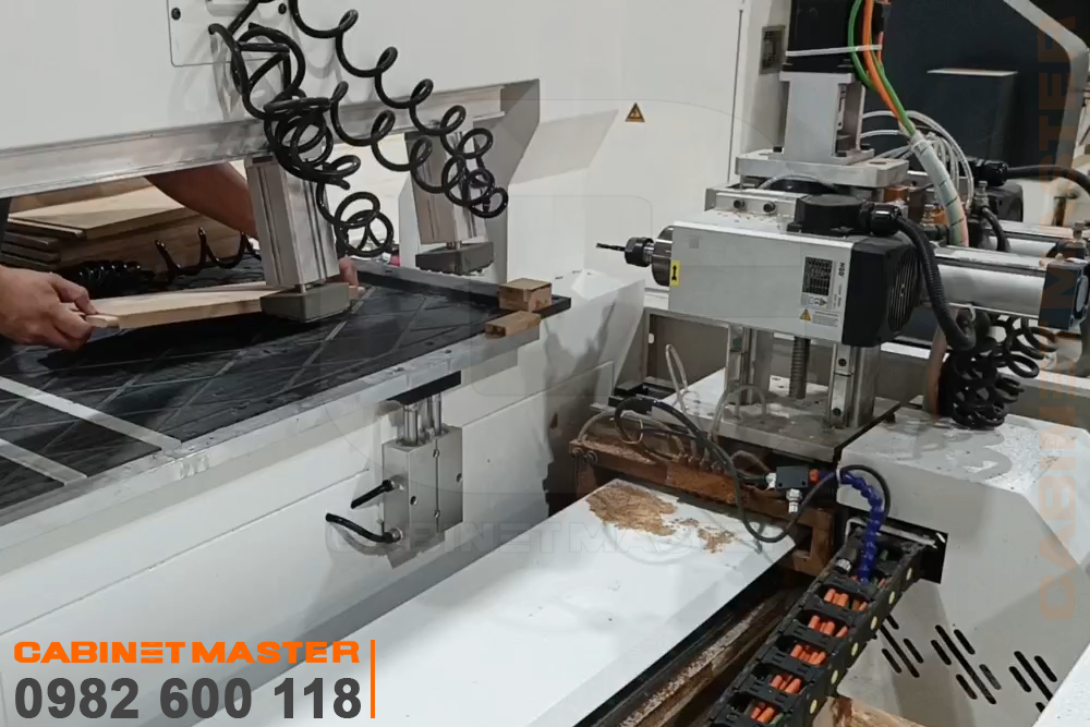 Máy Khoan Ngang Định Vị Hồng Ngoại