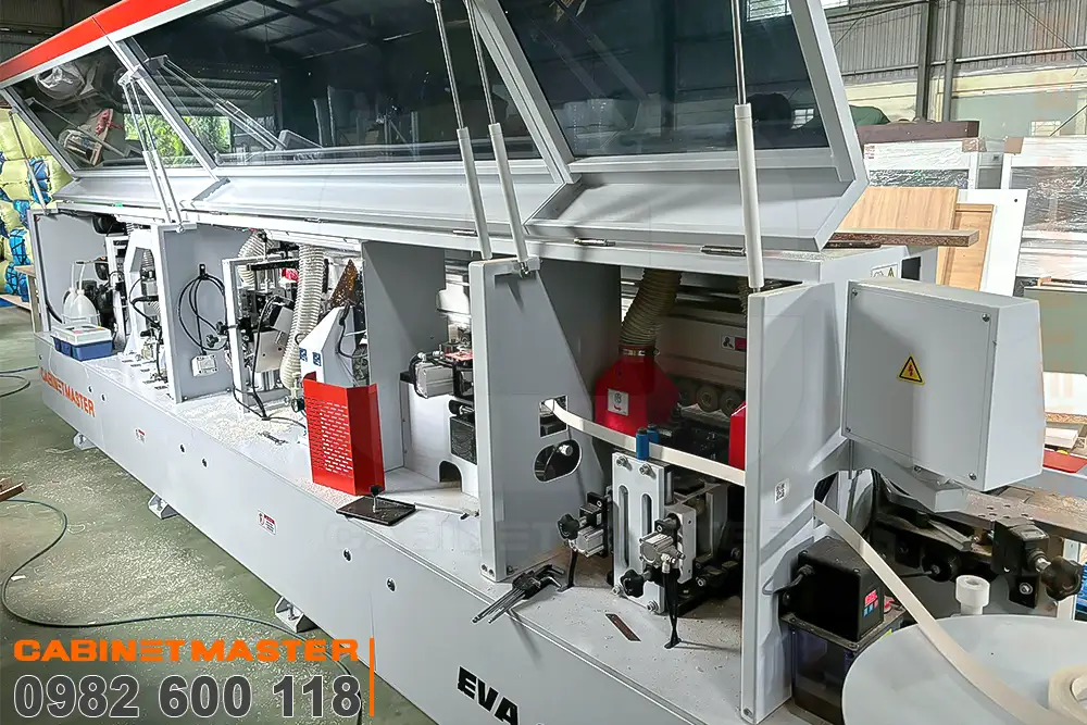 máy dán cạnh tự động 9 chức năng lắp đặt thực tế tại xưởng khách hàng 1