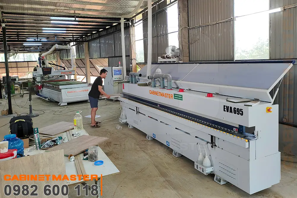 máy dán cạnh tự động 9 chức năng lắp đặt thực tế tại xưởng khách hàng